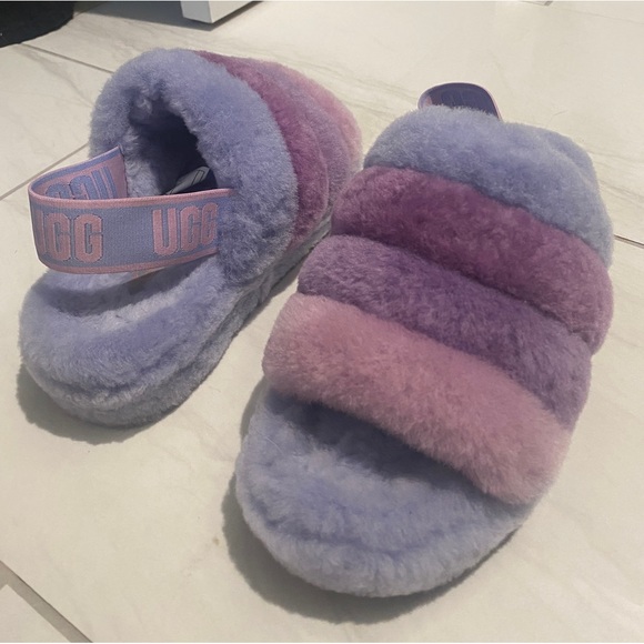 UGG Women’s Fluff Yeah Slide in Purple Ombré Sheepski - Picture 2 of 8